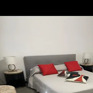 https://venice-apartment-with-private-courtyard.hotelslidodijesolo.com