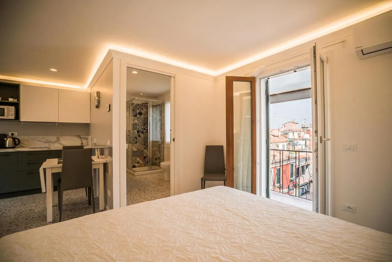 Appartement Venetian Roof View Italie